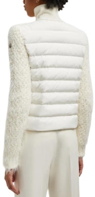 (W) 몽클레어 화이트 버튼업 크루넥 니트 스웨터 긴소매 가디건. J20939B00007M4392034 Purchase (W) 몽클레어 화이트 버튼업 크루넥 니트 스웨터 긴소매 가디건. J20939B00007M4392034