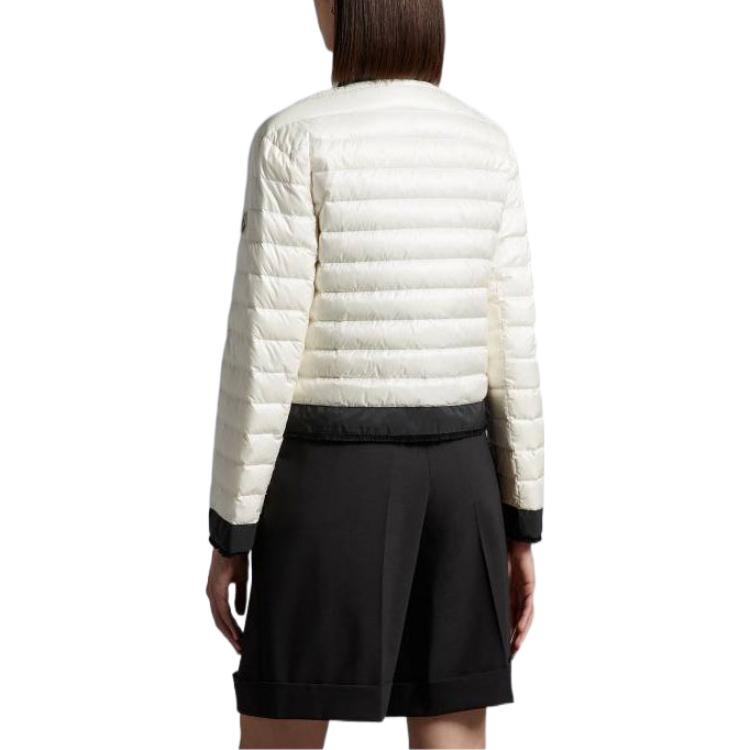 Shop (W) Moncler Jaket Pendek Putih Zip-Up dengan Trim Garis SS23. I10931A00089595ZZ034
