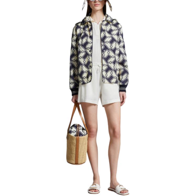 Lookbook (W) 몽클레르 화이트 드로스트링 캐주얼 니트 쇼츠. J10938H0001689AJU034