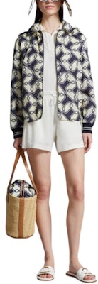 (Women) Moncler White Drawstring Casual Knit Shorts. J10938H0001689AJU034 Lookbook (Women) Moncler White Drawstring Casual Knit Shorts. J10938H0001689AJU034