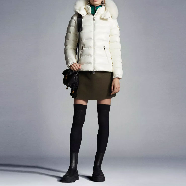 (Women) Moncler  White Hooded Long Sleeve Puffer Jacket I20931A001455963V034 圖 3