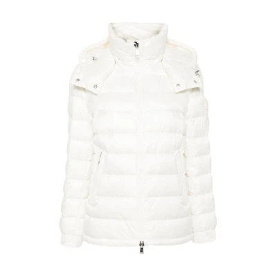 (Women) Moncler White Hooded Slim Fit Down Jacket with Zipper. J10931A00065595ZZ034