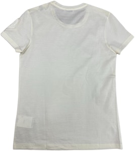 (W) Camiseta Moncler Blanca con Gráfico de Logo y Manga Corta. 209380862608390X035 Lookbook (W) Camiseta Moncler Blanca con Gráfico de Logo y Manga Corta. 209380862608390X035