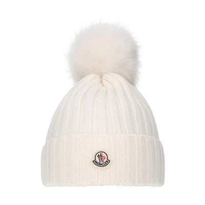 (Women) Moncler White Merino Wool Beanie with Pom-Pom Decoration. J20933B00027M1131034