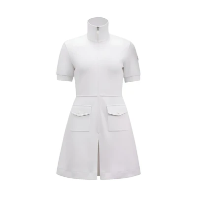 (Women) Moncler White Short Sleeve Slim Fit Polo Dress with Zipper Design. J10938I00011899V9033
