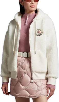 (W) Moncler Jaket Hoodie Putih Ritsleting Solid I20938G0003289A5V034 Shop (W) Moncler Jaket Hoodie Putih Ritsleting Solid I20938G0003289A5V034