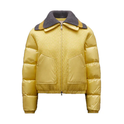 (Women) Moncler Yellow Logo Patch Double-Zip Puffer Jacket with Large Pockets H20931A00018539AQ110