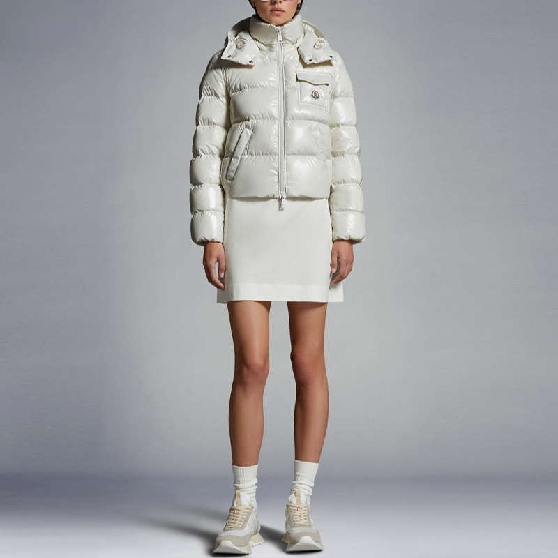 (Women) Moncler Andro SS24  Short Logo Hooded Down Jacket White J10931A00002597EU034 圖 3