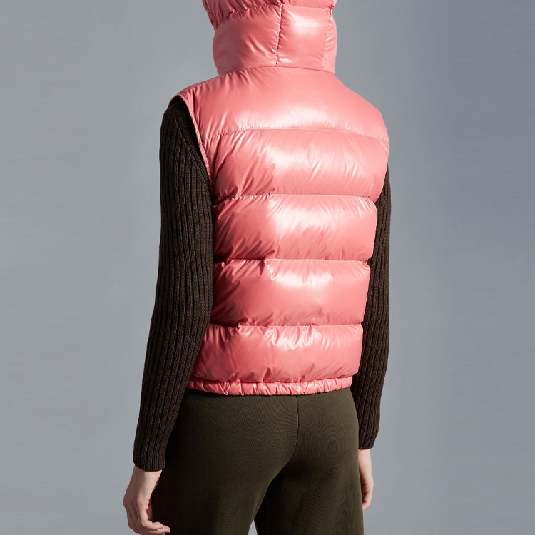 (Women) Moncler Aval FW22 Coral Pink  Hooded Down Vest with Logo Patch. H20931A0004668950539 圖 5