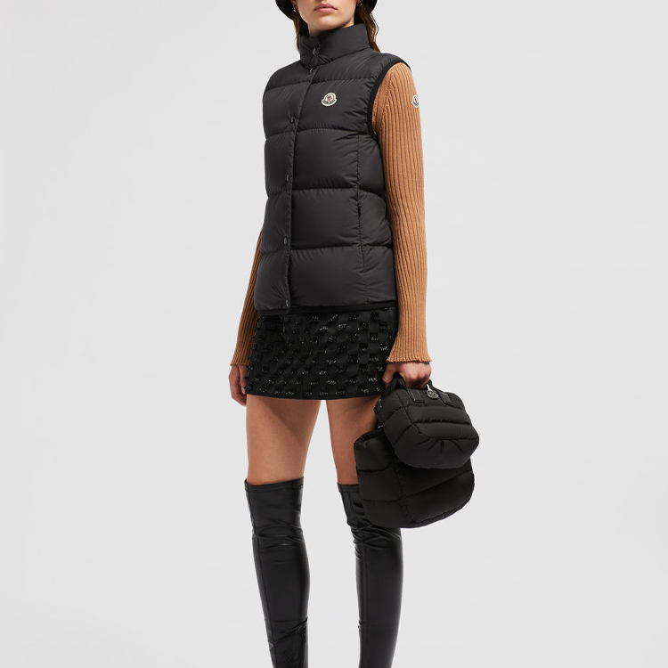 (Women) Moncler Badia  Matte Logo Puffer Jacket with Snap Closure - Black J20931A0000854A81999 圖 5