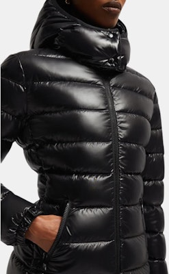 (W) 盟可睐 Bady系列 女士短款连帽羽绒服 黑色 K20931A5240068950999 Purchase (W) 盟可睐 Bady系列 女士短款连帽羽绒服 黑色 K20931A5240068950999