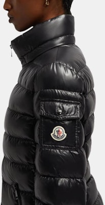 (W) 盟可睐 Bady系列 女士短款连帽羽绒服 黑色 K20931A5240068950999 Sizing (W) 盟可睐 Bady系列 女士短款连帽羽绒服 黑色 K20931A5240068950999