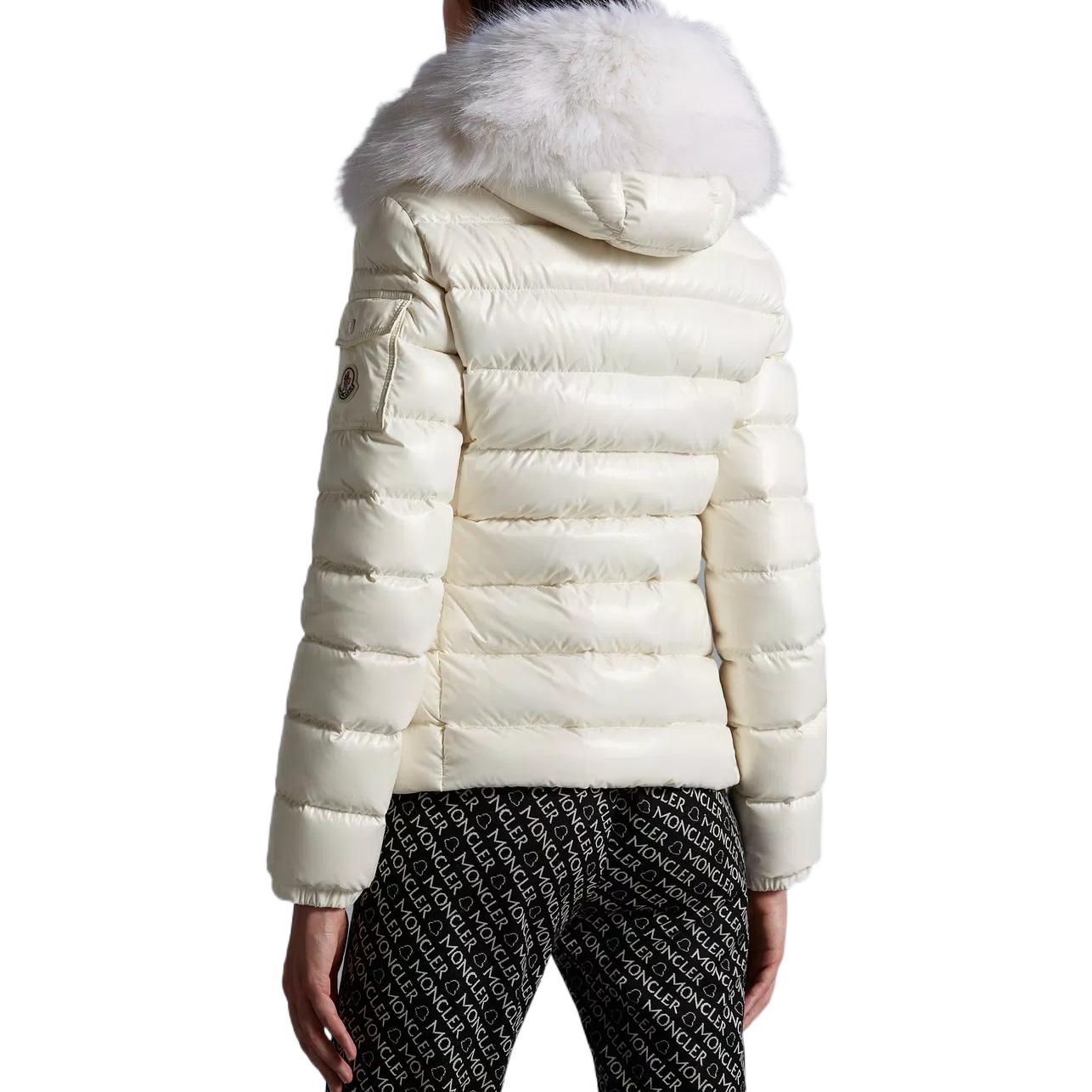 (Women) Moncler Bady Series  White Down Jacket with Logo, High Collar & Fur Trim. H20931A0013768950034 圖 5