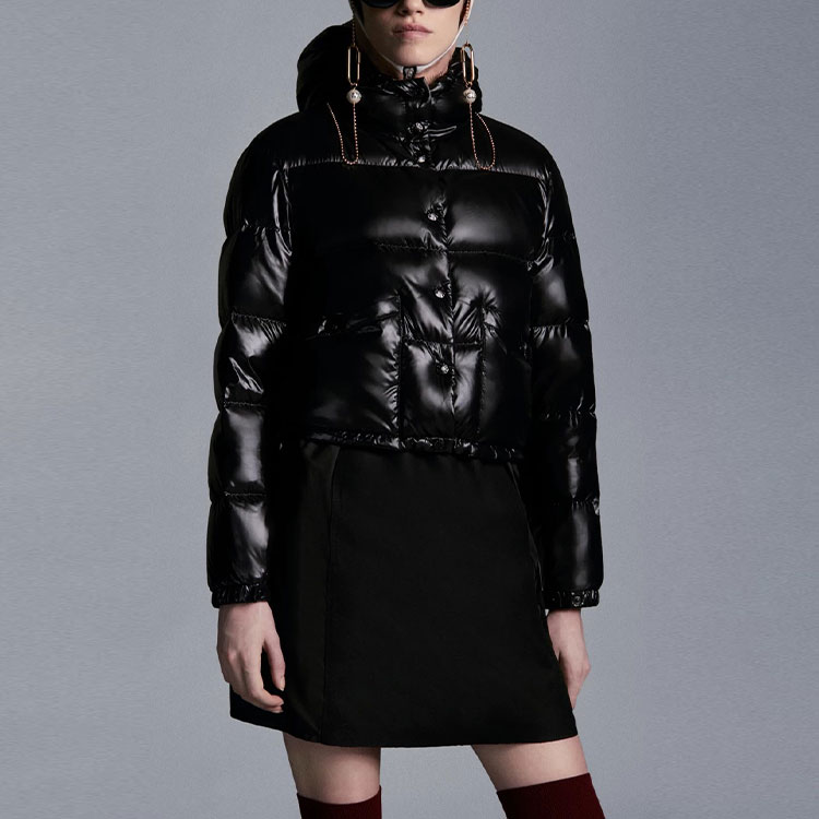 Shop (W) 몽클레르 바르다네트 샤이니 블랙 숏 후드 다운 자켓 스키 에디션. G20931A0005868950999