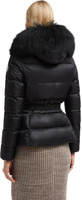 (W) モンクレール ボード FW24 ブラックパファージャケット ウエストタイ・ジッパー付き J20931A00095595FE999 Shop (W) モンクレール ボード FW24 ブラックパファージャケット ウエストタイ・ジッパー付き J20931A00095595FE999