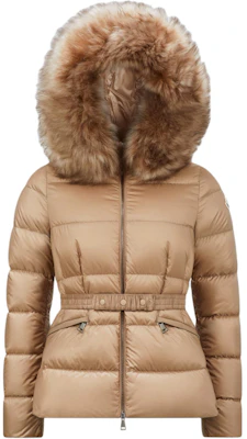 (W) Moncler Boed FW24 Jaket Bulu dengan Wool Trim Zip-Up Beige J20931A00095595FE239 Order (W) Moncler Boed FW24 Jaket Bulu dengan Wool Trim Zip-Up Beige J20931A00095595FE239