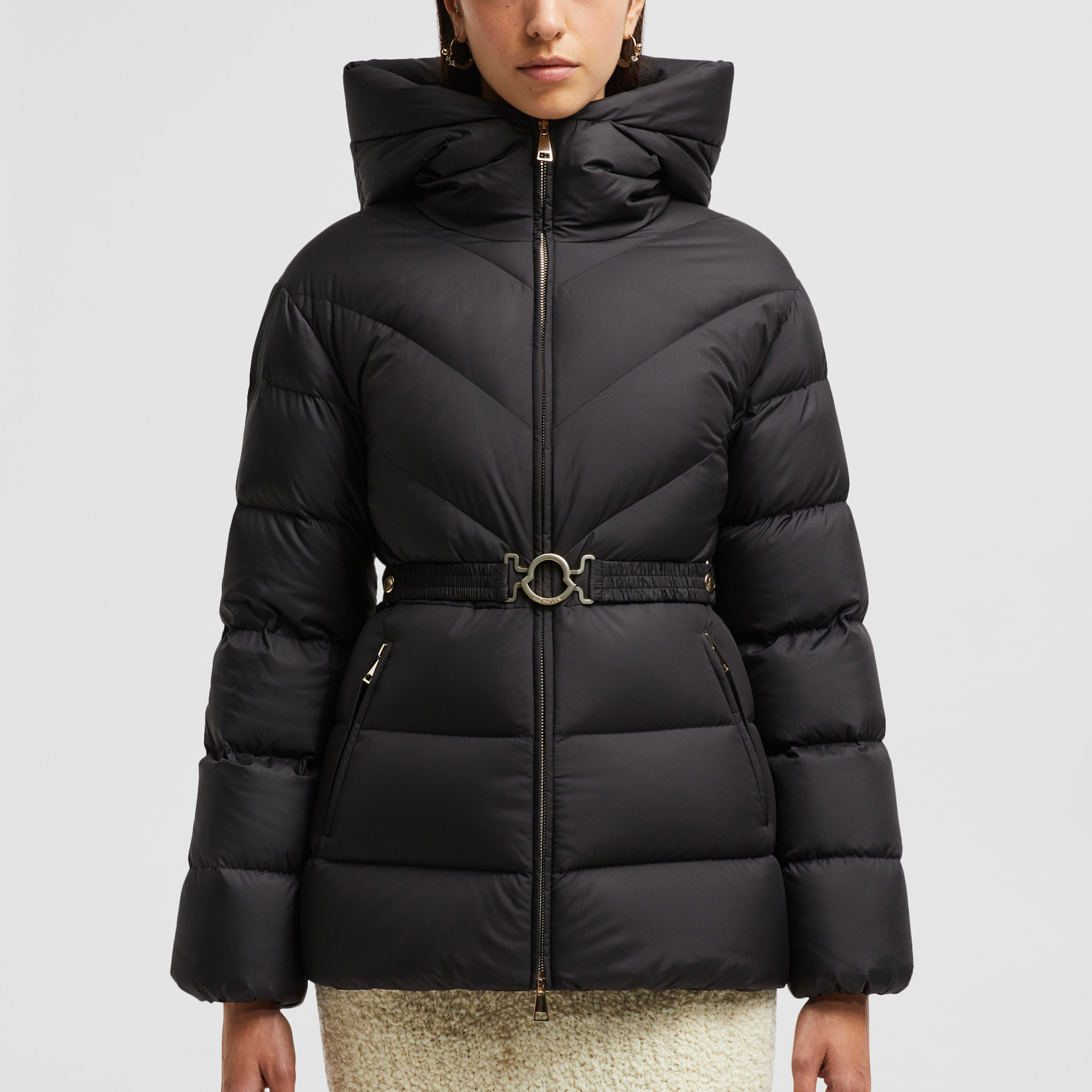 (Women) Moncler Brosse  Black Short Down Jacket with Hooded Zip Design. J20931A0010454AQE999 圖 5