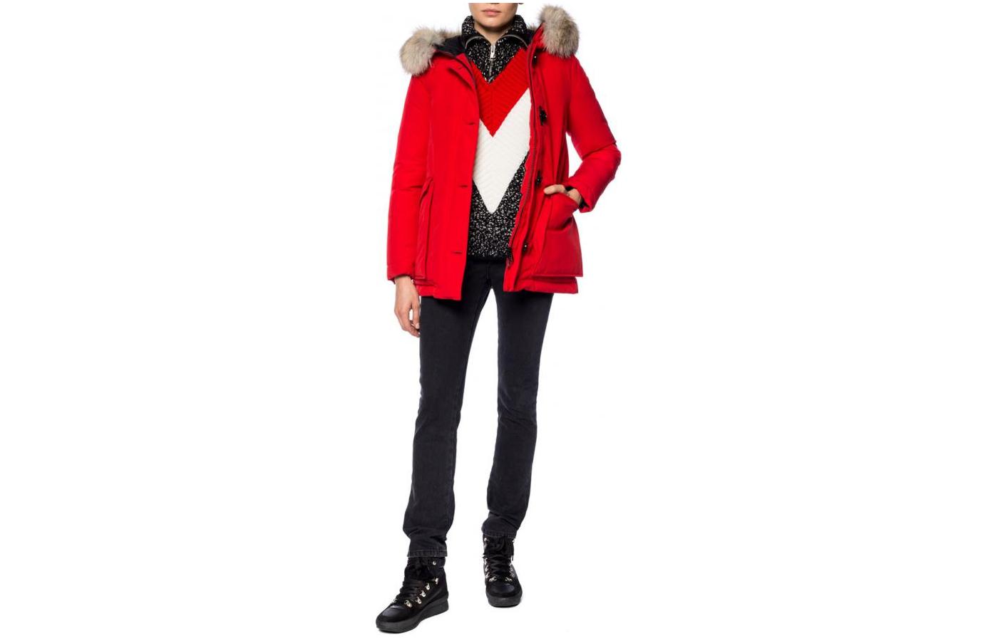 (Women) Moncler Courvite Series  Red Down Jacket with Fur Trim Hood. D2093499932557843456