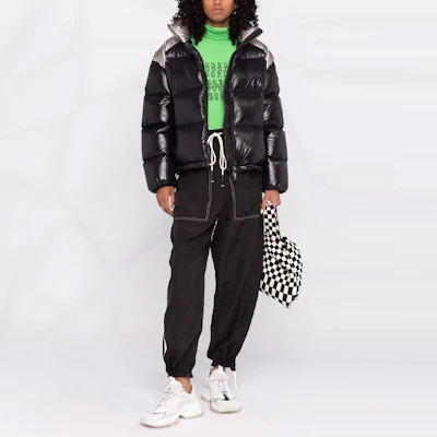 (W) Moncler Cuscute FW21 黑色羽绒服-滑雪季无领设计 G20931A0010968950999 Shop (W) Moncler Cuscute FW21 黑色羽绒服-滑雪季无领设计 G20931A0010968950999