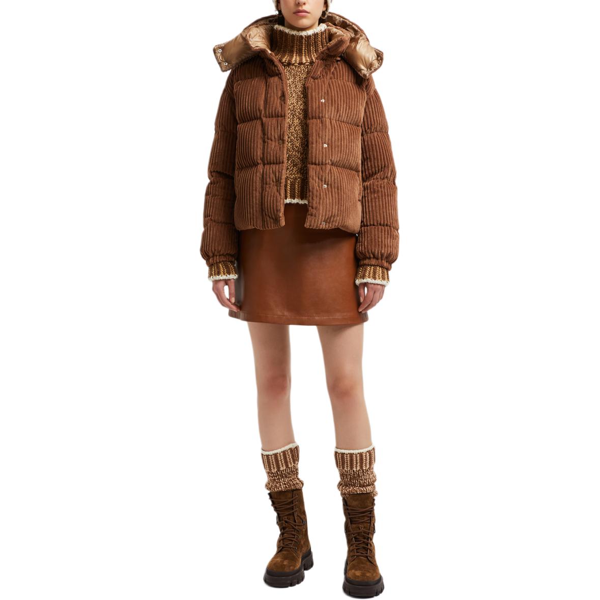 (Women) Moncler Daos FW24  Corduroy Logo High-Neck Down Jacket Brown J20931A0014089AOK26I 圖 3