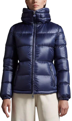 (W) Moncler Douro 純色高領拉鍊外套 藍色 I20931A00043595ZZ754 Lookbook (W) Moncler Douro 純色高領拉鍊外套 藍色 I20931A00043595ZZ754