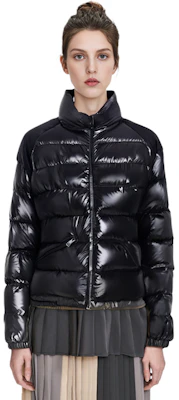 (W) Moncler FW21 Celepine 黑色冬季羽絨夾克 1A0005654AN2999 Purchase (W) Moncler FW21 Celepine 黑色冬季羽絨夾克 1A0005654AN2999