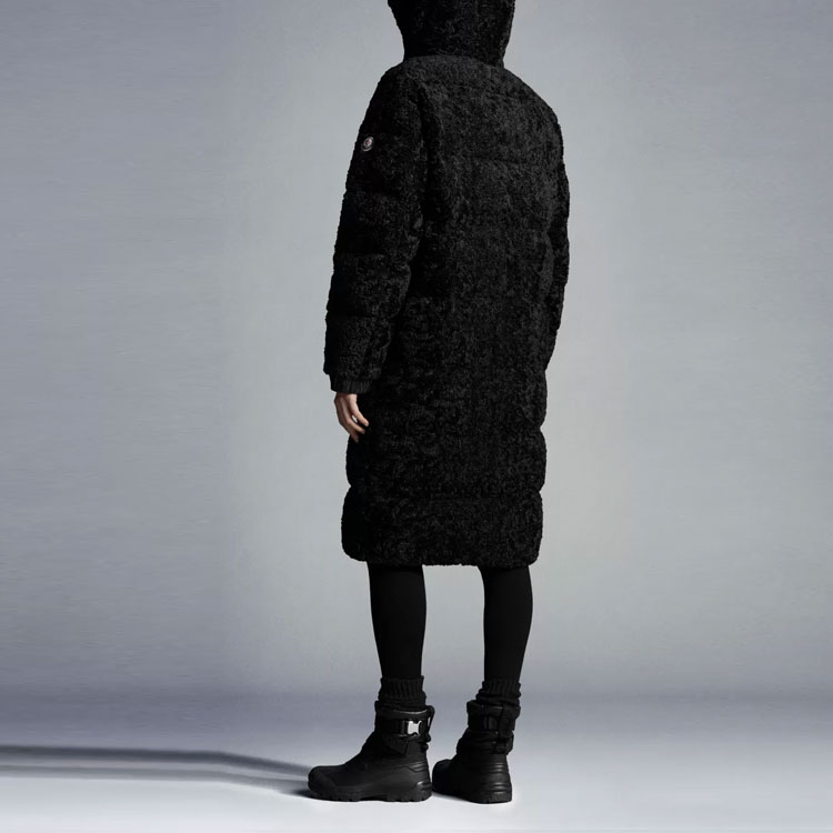 (Women) Moncler FW21 Long Fleece Down Jacket with Logo Patch Black. G20931C0005954AM6999 圖 4