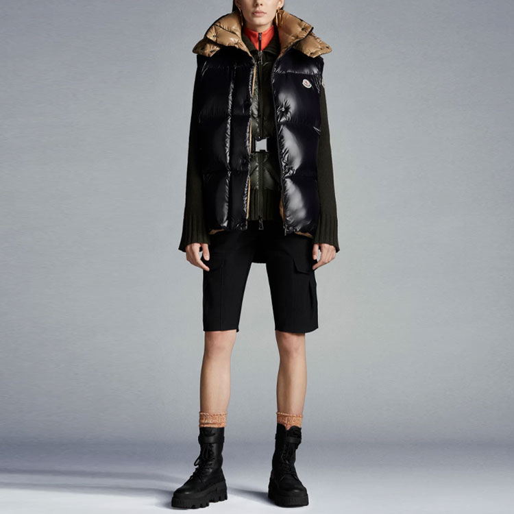 Lookbook (W) Moncler FW21 Vest Luzule Hitam dengan Hoodie Lepas untuk Musim Ski. G20931A0009968950999