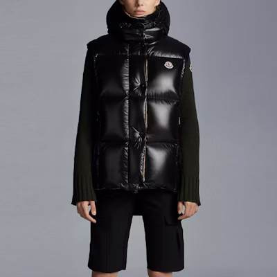 (W) Moncler FW21 Vest Luzule Hitam dengan Hoodie Lepas untuk Musim Ski. G20931A0009968950999 Shop (W) Moncler FW21 Vest Luzule Hitam dengan Hoodie Lepas untuk Musim Ski. G20931A0009968950999