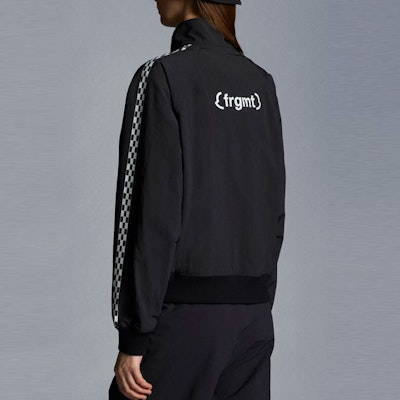 (Women) Moncler FW21 Matte Nylon Ribbed Knit Solid Jacket Black G209U2F000025499N999 Purchase (Women) Moncler FW21 Matte Nylon Ribbed Knit Solid Jacket Black G209U2F000025499N999