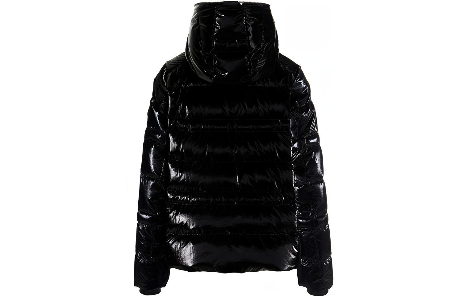 Lookbook (W) Moncler FW21 Tharon 黑色連帽羽絨外套 冬季短款大衣 1A0001953A3H999