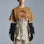 Purchase (W) Moncler FW21 Camiseta Beige Gráfica The Muppets Crewneck G20948C00003829JS220