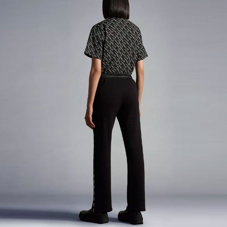 Shop (Women) Moncler FW22  Black Drawstring Logo Straight-Leg Sweatpants. H20938H00017809KX999