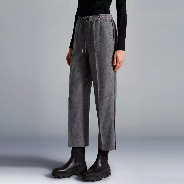 Purchase (Women) Moncler FW22  Grey Tailored Straight-Leg Cropped Casual Pants. H20932A0000754233935