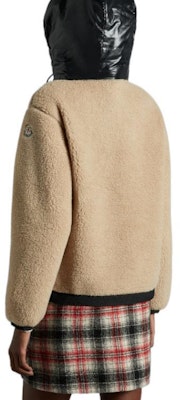 (W) Moncler FW22 半拉鍊袋鼠口袋連帽上衣褐色款。 H20938G000118909H221 Shop (W) Moncler FW22 半拉鍊袋鼠口袋連帽上衣褐色款。 H20938G000118909H221