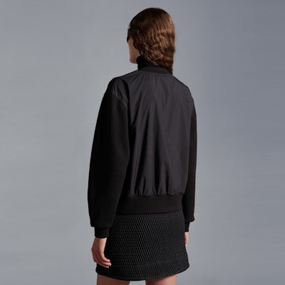 (W) モンクレール FW22 ソリッド ロゴ クルーネック スウェットシャツ ステラーブラック H20938G00028809KX999 Details for (W) モンクレール FW22 ソリッド ロゴ クルーネック スウェットシャツ ステラーブラック H20938G00028809KX999