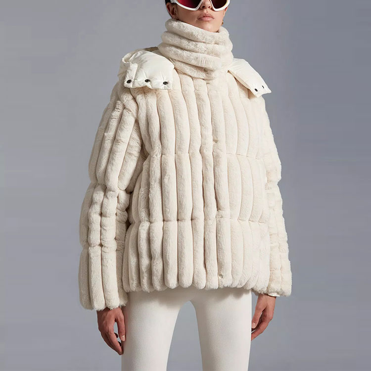 (Women) Moncler FW22  White Down Jacket with Detachable Hood and Logo Design. H20931A001435964D034 圖 4