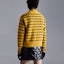 Purchase (W) Moncler FW22 Suéter Amarillo Cuello Redondo con Puños a Rayas Color Block. H20939C00003M1115110