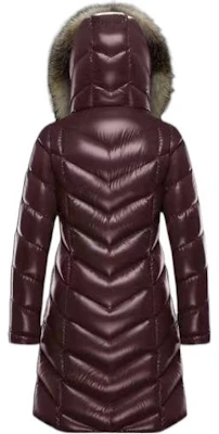 (W) Moncler FW22 Fulmarus Jaket Wanita Bertudung Zip Penuh Long Down - Burgundy. E20934986325C0065460 Lookbook (W) Moncler FW22 Fulmarus Jaket Wanita Bertudung Zip Penuh Long Down - Burgundy. E20934986325C0065460