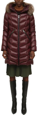 (W) Moncler FW22 Fulmarus Jaket Wanita Bertudung Zip Penuh Long Down - Burgundy. E20934986325C0065460 Shop (W) Moncler FW22 Fulmarus Jaket Wanita Bertudung Zip Penuh Long Down - Burgundy. E20934986325C0065460