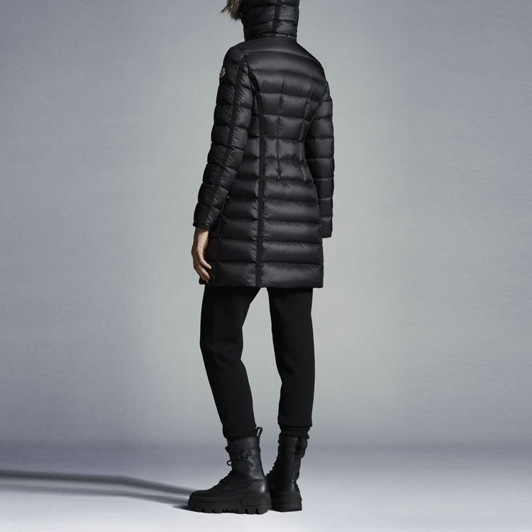 (Women) Moncler FW22 Hermifur  Black Hooded Puffer Jacket with Zip Closure. H20931C5160153048999 圖 4
