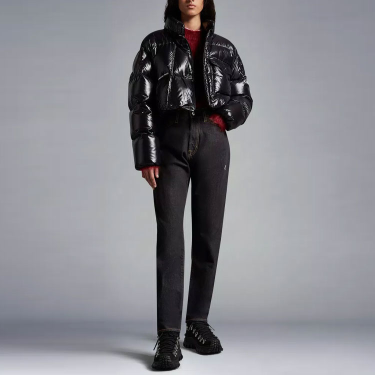 Lookbook (W) モンクレール FW22 レディース ハイウエスト ボタンデニムジーンズ - ブルー H209U2A00002M2320790