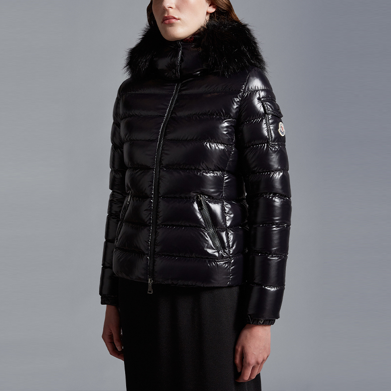Purchase (W) Moncler FW23 黑色連帽羽絨外套 長袖設計附品牌標誌 I20931A001455963V999