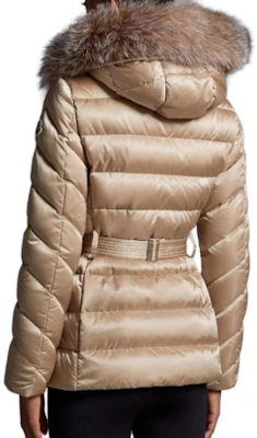 (W) 蒙口FW23浅棕色修身连帽羽绒夹克。 I20931A0011759685229 Shop (W) 蒙口FW23浅棕色修身连帽羽绒夹克。 I20931A0011759685229