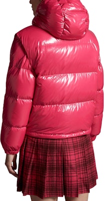 (W) Moncler FW23 Karakorum Chaqueta Corta Púrpura Roja con Capucha Ajustable. I20931A0018359607541 Shop (W) Moncler FW23 Karakorum Chaqueta Corta Púrpura Roja con Capucha Ajustable. I20931A0018359607541