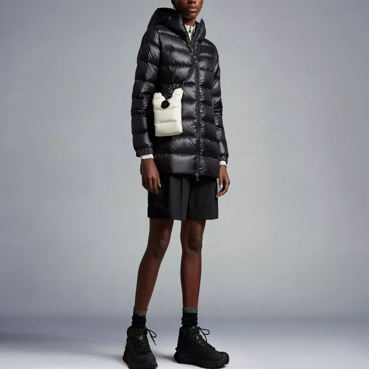 (Women) Moncler Glements  Black Shiny Hooded Short Down Jacket. J10931A00067595ZZ999 圖 3