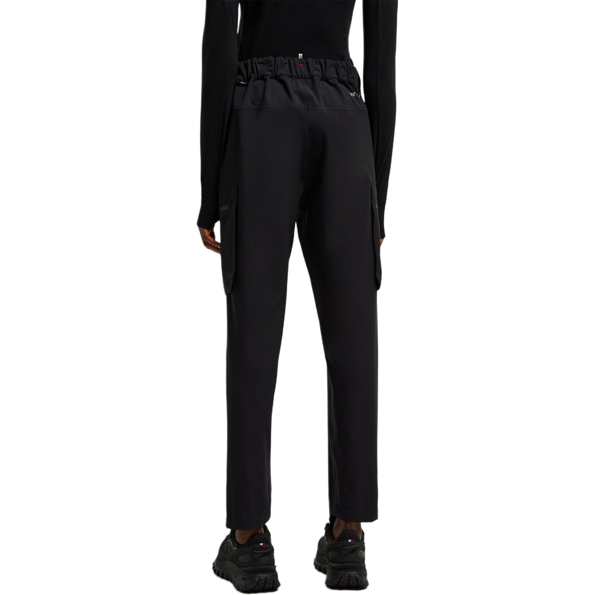 (Women) Moncler Grenoble  Black Knit Joggers with Zipper Pocket & Logo. J20982A00003597FA999 圖 3