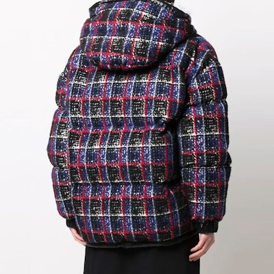 (W) Moncler Grenoble 拼布設計短款羽絨外套. G20981A00021595G7 Shop (W) Moncler Grenoble 拼布設計短款羽絨外套. G20981A00021595G7