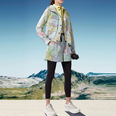 (W) Moncler Grenoble SS23 Celana Pendek Biru Outdoor dengan Pinggang Elastis. I10982B00002596QLF75 Lookbook (W) Moncler Grenoble SS23 Celana Pendek Biru Outdoor dengan Pinggang Elastis. I10982B00002596QLF75