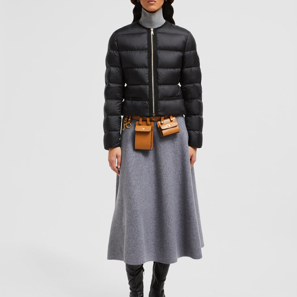 (Women) Moncler Laurine Satin Short Down Jacket,  Black - FW24 Logo Zip Long-Sleeve J20931A00101595FE999 圖 3